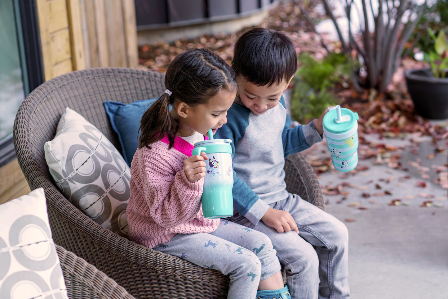 (2 pack) Zak Designs Bluey Kids Insulated Tumbler with Straw, 18oz Stainless Steel Leak-Proof Cup with Handle