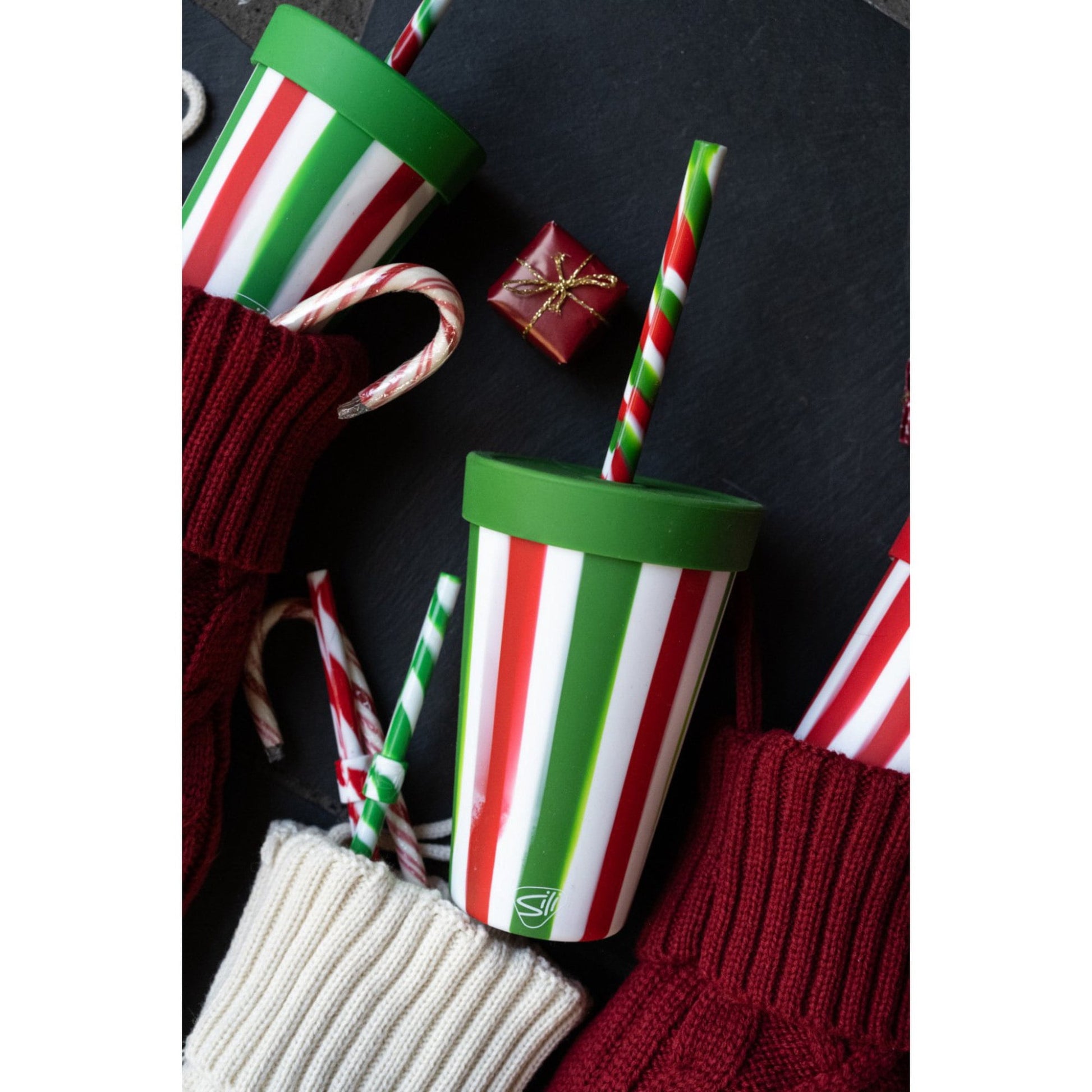 Silipint: Silicone 16 oz Straw Tumbler: Peppermint & Poinsettia